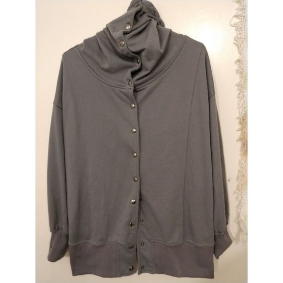 Women's large Gray. Z Avenue USA Button up. Extra-long, tunnel, collared jacket. - Picture 2 of 5